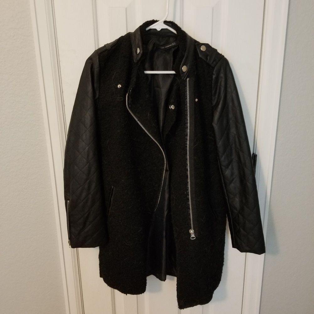 Wool look and leather sleeves coat